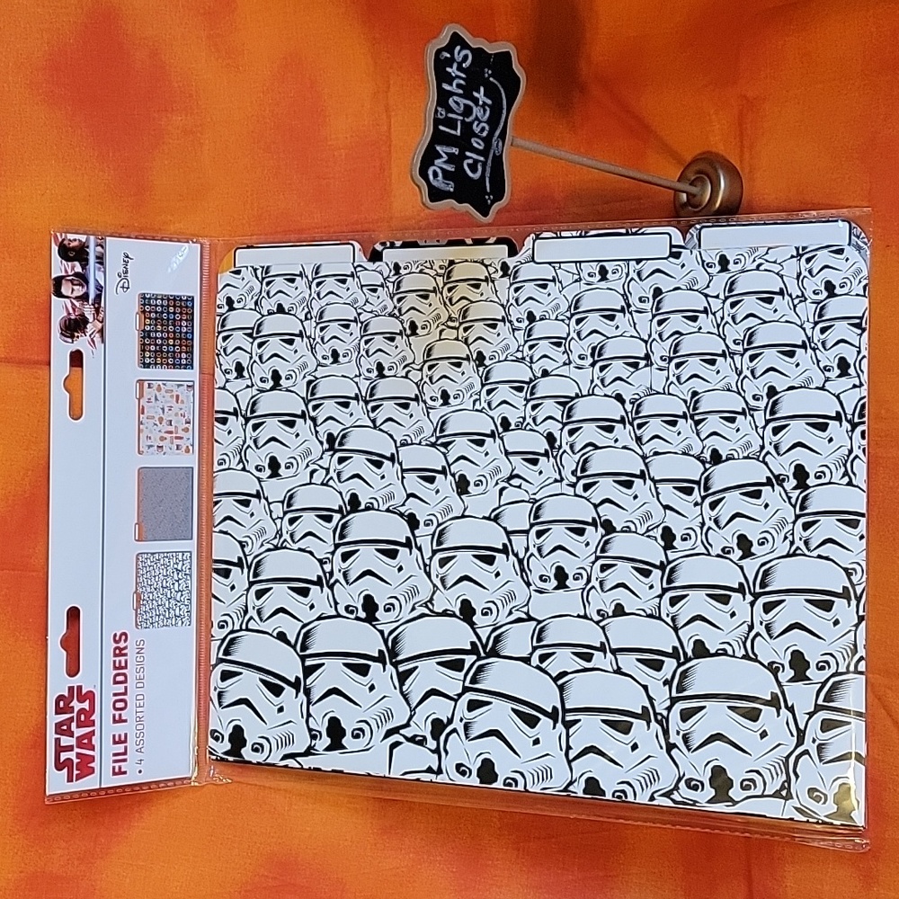 Star Wars Set of 4 File Folders New in Package Letter Size Disney